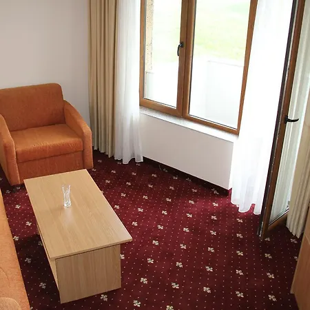 Coop Rozhen Hotel 3*