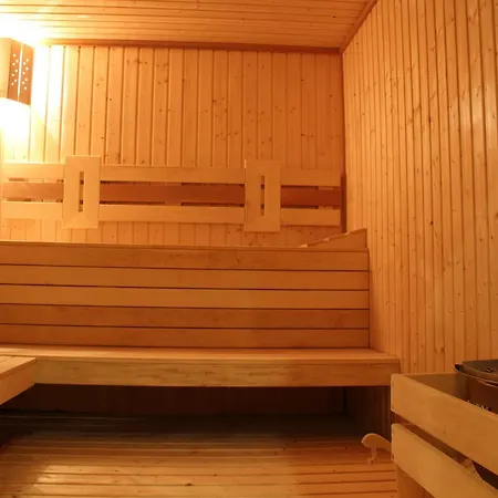 Coop Rozhen Hotel
