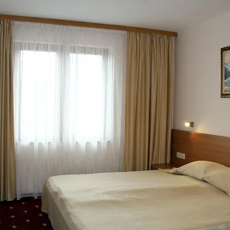 Coop Rozhen Pamporovo