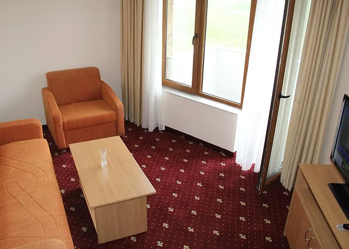 Coop Rozhen Hotel 3*