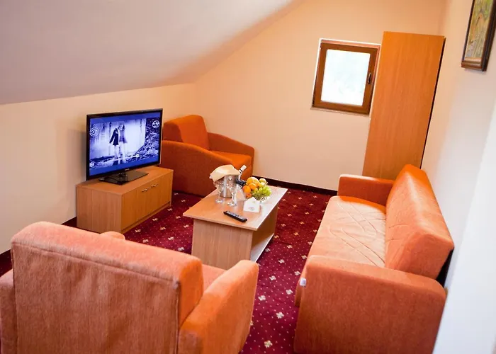 Coop Rozhen Hotel 3*